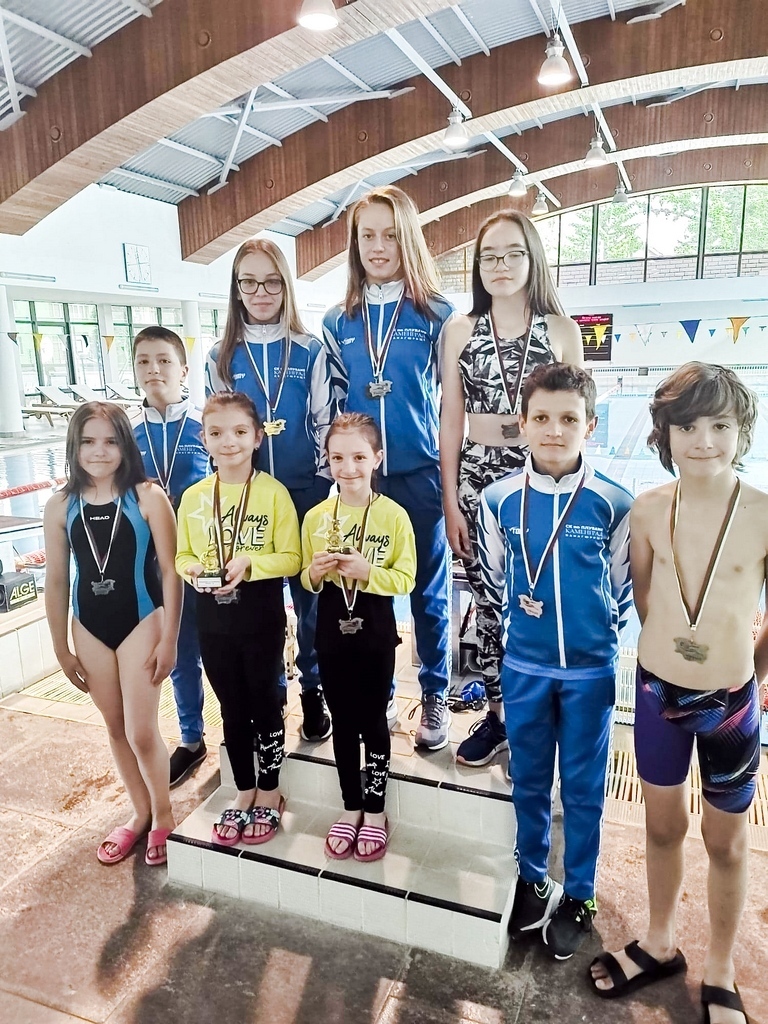 Плувците на ”Каменград” с пореден успех и куп медали
